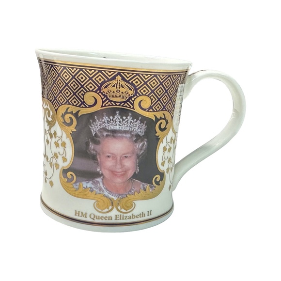 Dunoon HM Queen Elizabeth II Portrait Longest Reigning Monarch Tea Coffee Mug - Picture 2 of 4